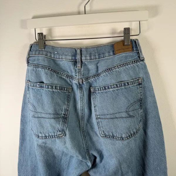 American Eagle Highest Rise‎ 90s Flare Jeans Light Wash Distressed Womens 8 - Image 7