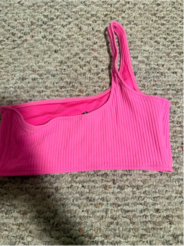 Triangl Ribbed One Shoulder Bikini Top- Size Large - Image 3