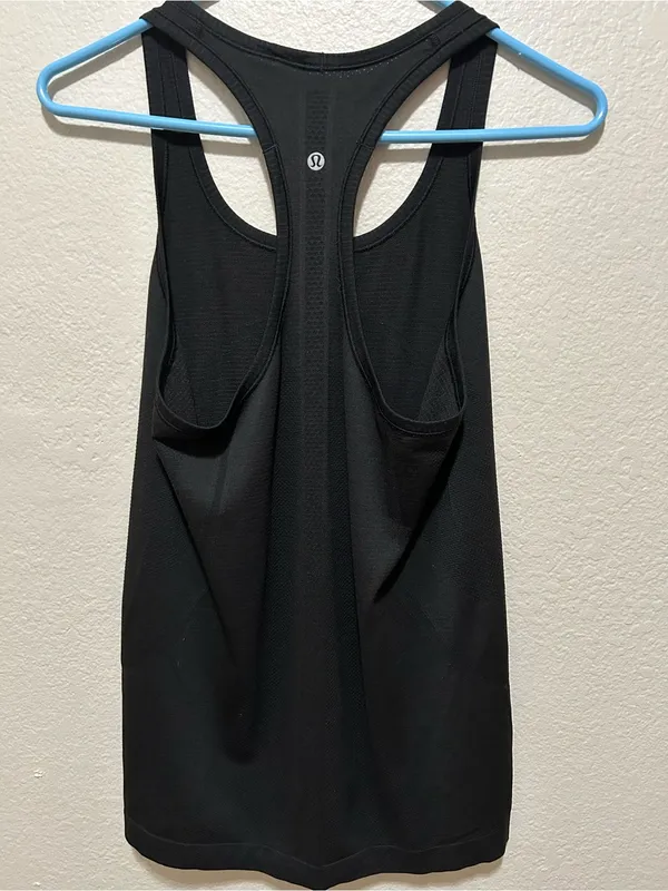 Lululemon Swiftly Tech Racerback Tank Black Size 8 Seamless Running - Image 2