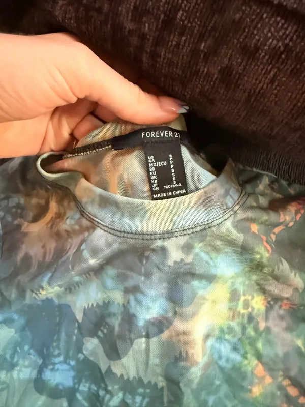 Forever 21 Sheer Top Small - Image 2