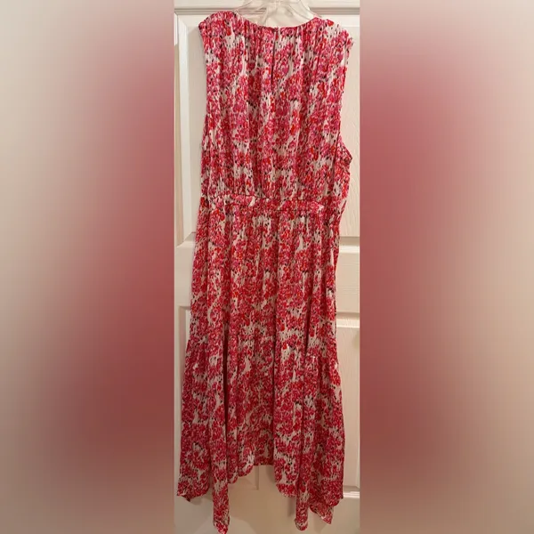 Elegant Floral Maxi Dress in Pink and White - Image 6