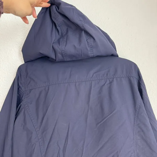 Eddie Bauer dark navy blue zip up rain jacket with hood women’s size L - Image 7