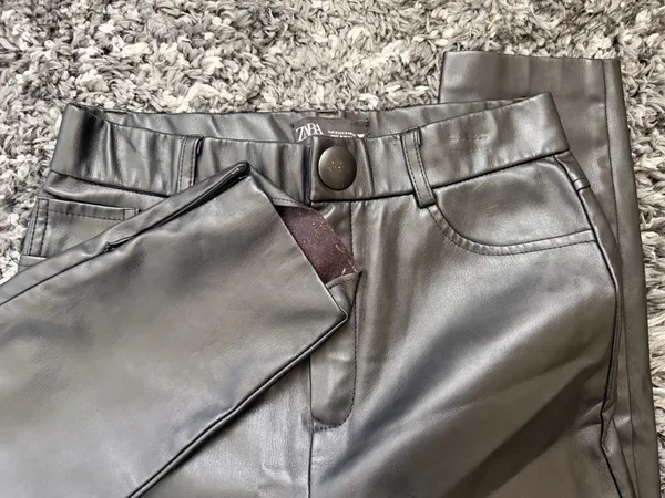 Zara Black Faux Leather Skinny Jeans - Image 5
