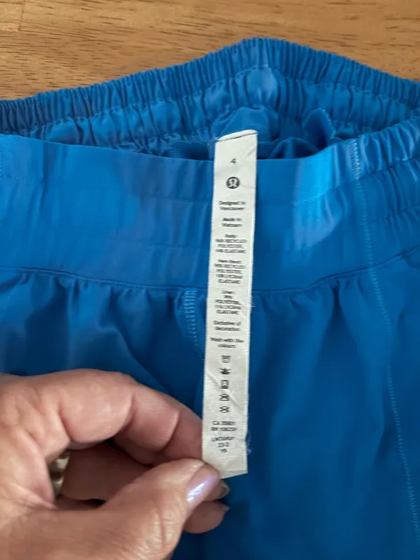 Lululemon Athletica Poolside Blue Athletic Shorts, Sz 4 - Image 5