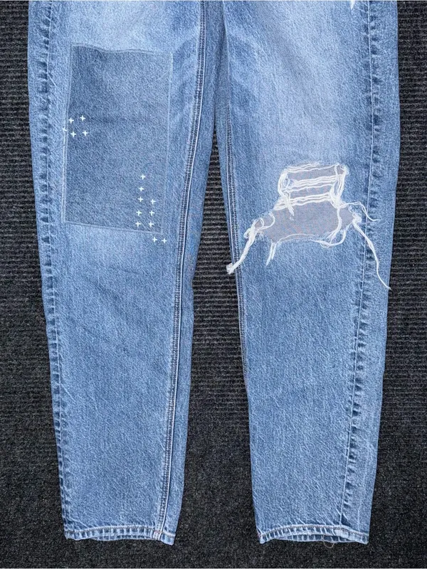 AE American Eagle 90s Straight Distressed Patched Jeans Strigid Denim Sz 00 R - Image 5