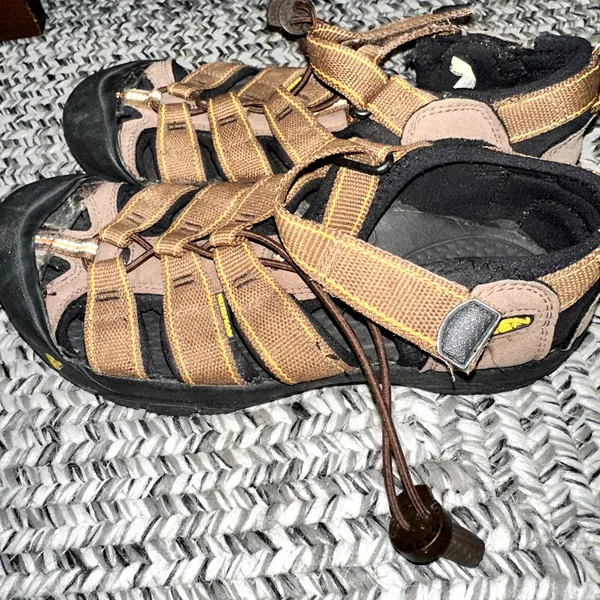 Keen Sandals Womens 9 Brown Strap Trail Water Slip Resistant Bungee Tie - Image 4