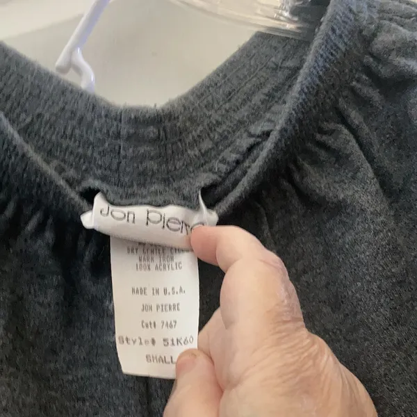 FINAL MARKDOWN Jon Pierre slacks small Gray - Image 5