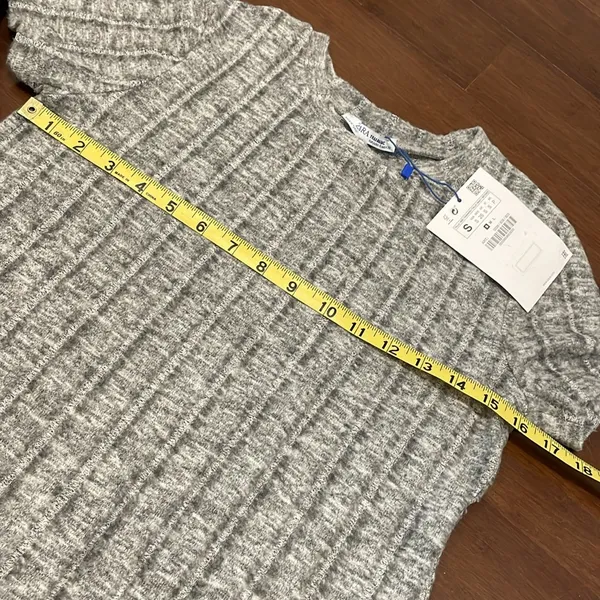 Zara Gray Striped Very Soft Tee Shirt - Image 5