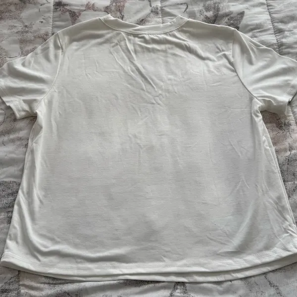 NWOT white graphic martini glass T-shirt, size M crewneck festival summer - Image 5