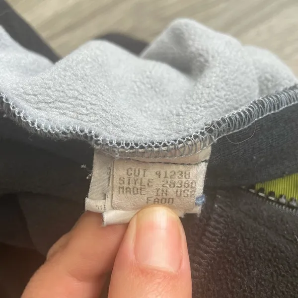 Vintage women’s Patagonia Zip Up Fleece - Image 7