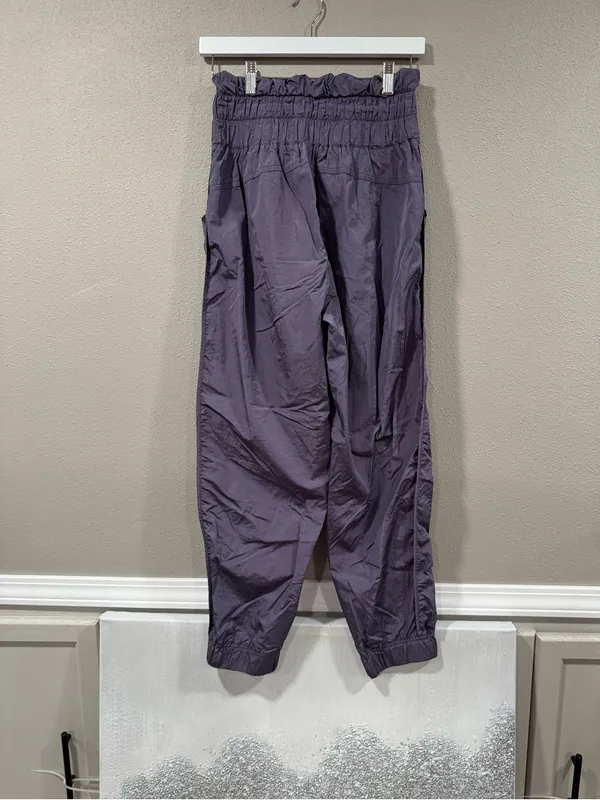 Free People The Way Home Jogger in Purple - Image 4