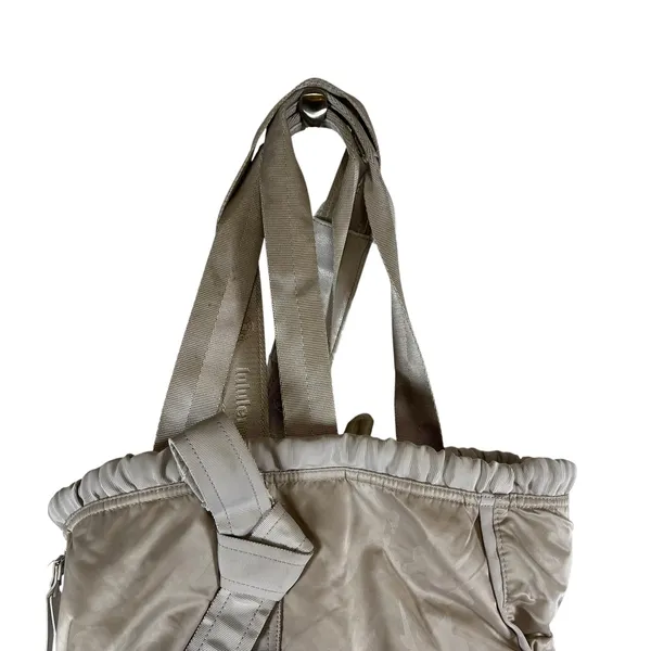 Lululemon Floral Drawstring Gym Tote Bag Taupe Champagne Rose Gold Logo *FLAWED* - Image 10