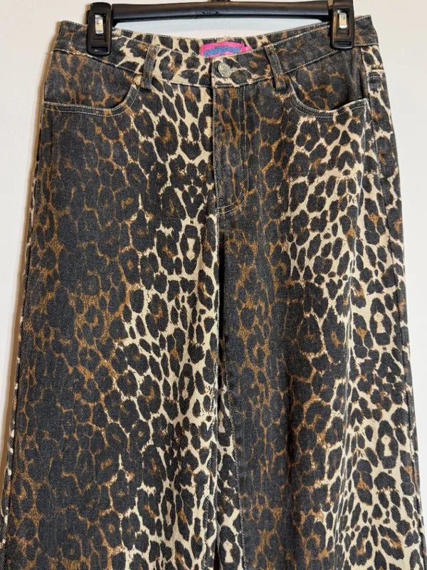 Edikted Leopard Printed Low Rise Baggy Jeans Women's XS Festival Fun Bold Trendy - Image 8