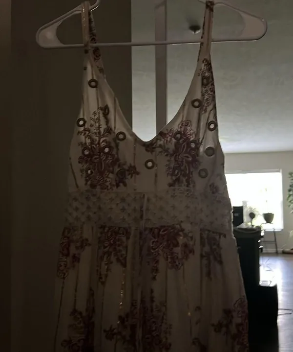 Floral Maxi Dress with Red Accents - Image 2