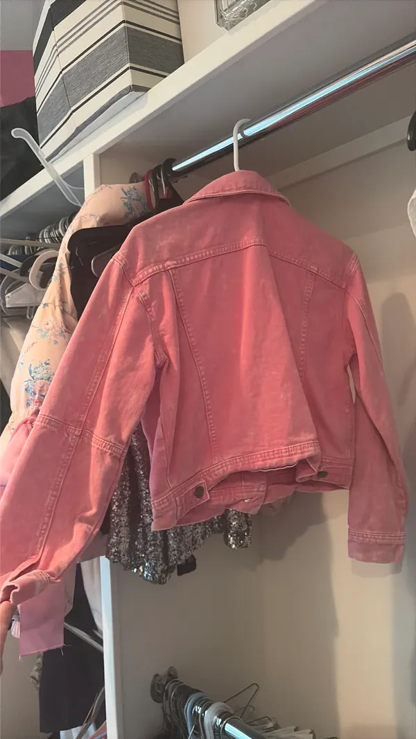 Pink jean jacket - Image 2