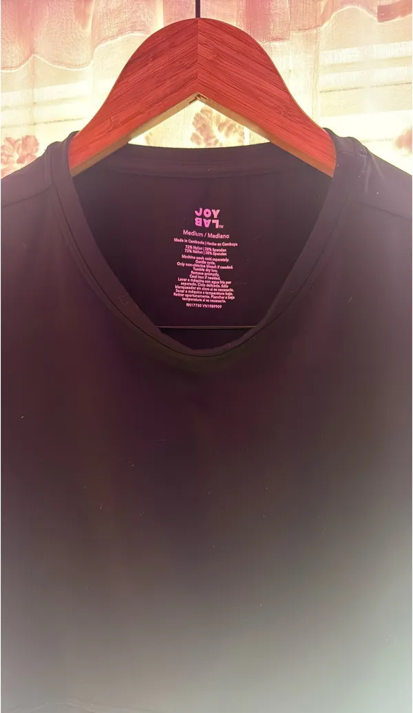 JoyLab cropped black athletic top with crisscross on the bottom of back - Image 3