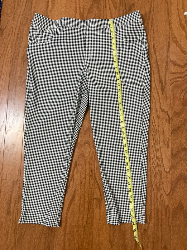 gingham Capris White Size 3X - Image 7