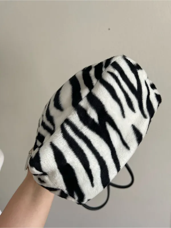 Nine West Black and White Zebra-Print Shoulder Bag - Image 5