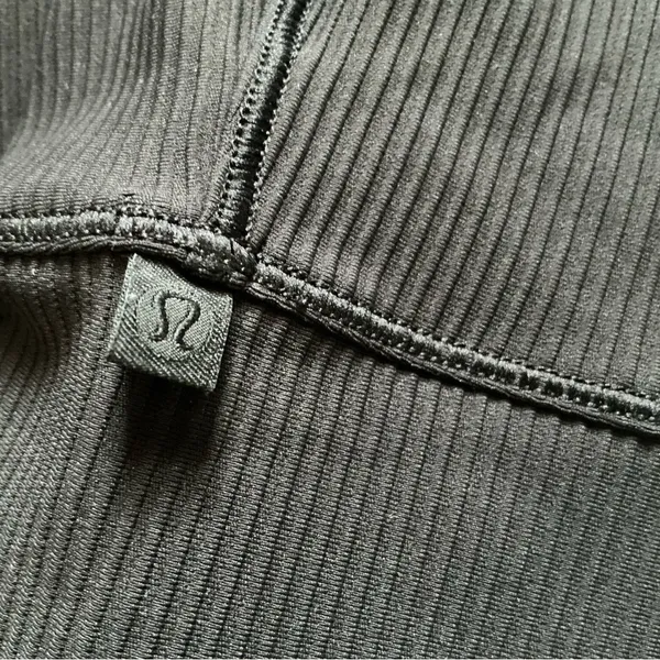 lululemon athletica power pivot ribbed tank top tight fit cropped black size 2 - Image 6