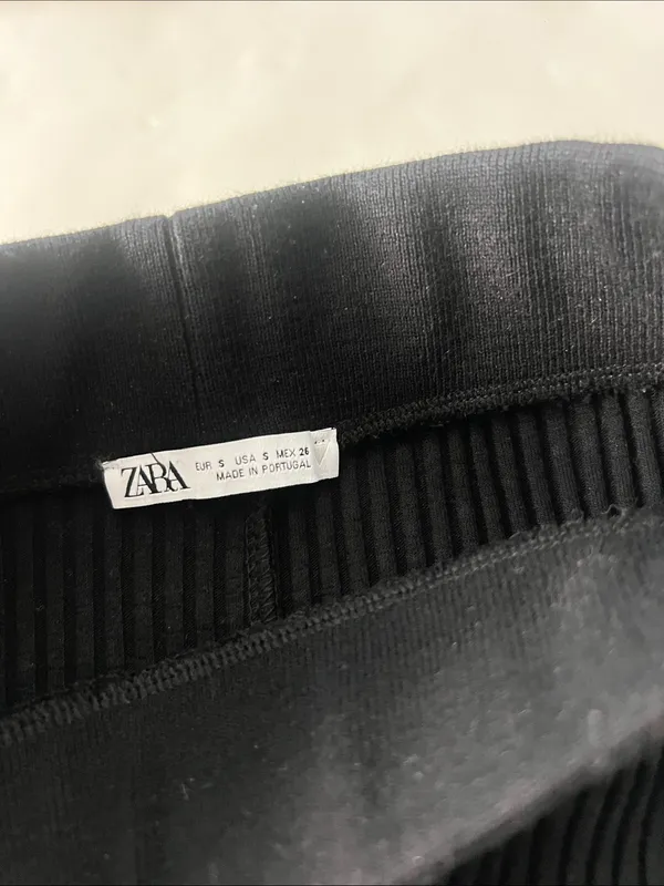 ZARA Ribbed Knit Pull On Contour Midi Skirt Small - Image 4