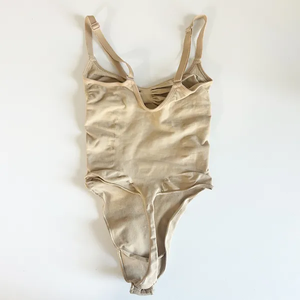 SKIMS Womens Nude Compression Seamless Sculpt Shaping Bodysuit Size S Clay Beige - Image 8