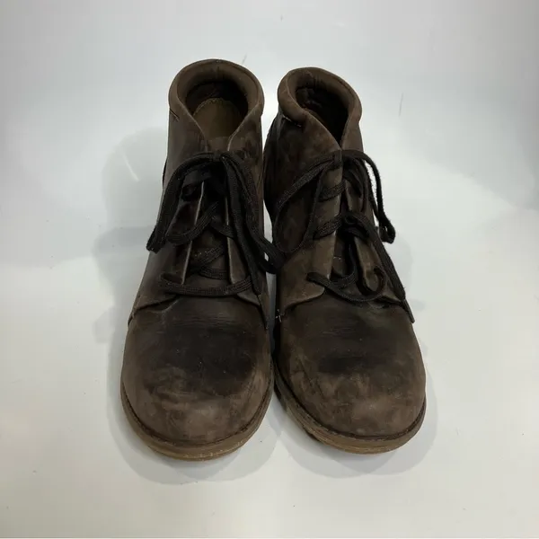 Clarks heeled booties brown leather lace up booties size 8.5‎ - Image 2