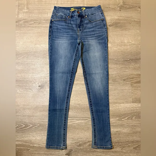 •Seven7• Tummyless High Rise Skinny Jeans - Image 2