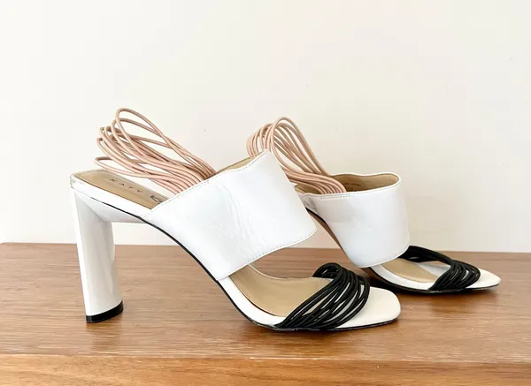 heel sandals - Image 3