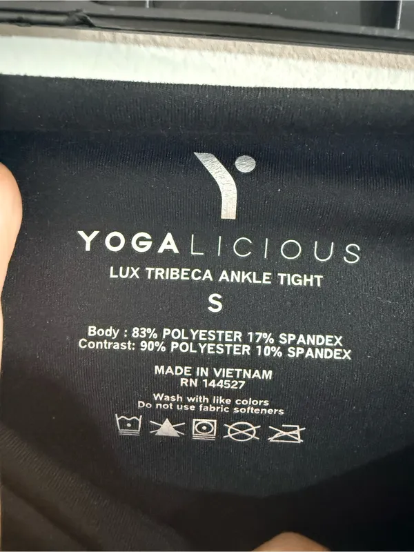 Yogalicious Lux Tribeca Size Small Black Active Leggings with Side Pockets NWT - Image 6