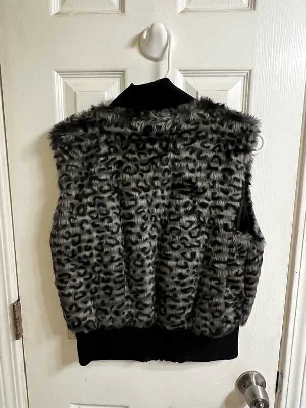 Vest Gray Size M - Image 2