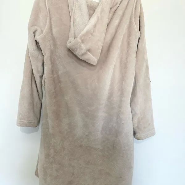 Ugg fleece Cozy Beige Robe size medium lounge - Image 5
