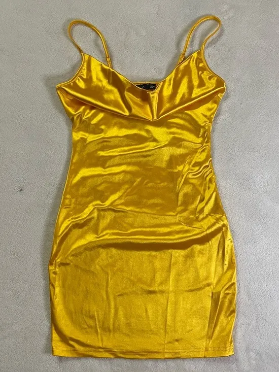 NWT Satin Spaghetti Strap Cowl Neck Bodycon Dress size 4 - Image 8