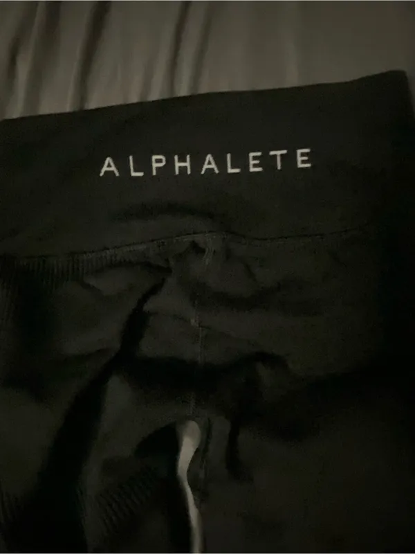 Alphalete  leggings - Image 2