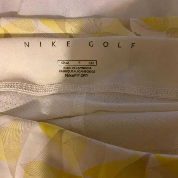 Nike Golf skort yellow and grey designer golf women's size 4 with a 16” waist - Image 9