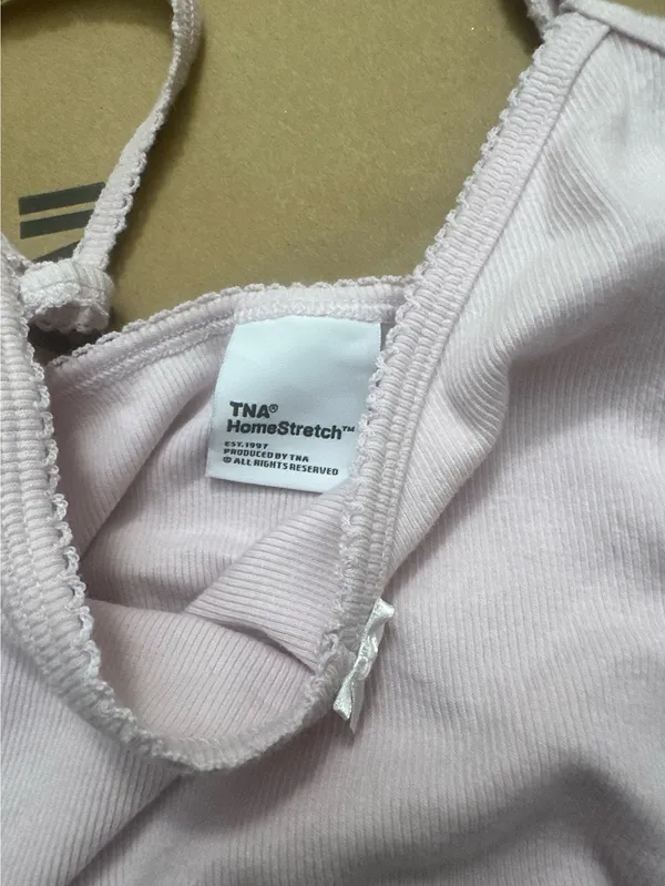 Aritzia - Image 5
