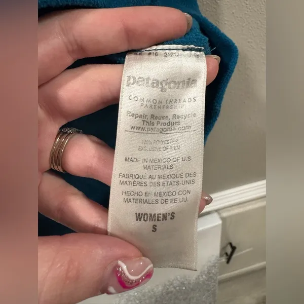 Patagonia Crosstrek 1/4 Zip Sweater - Image 3