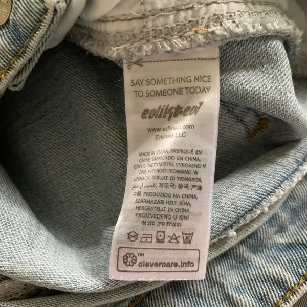 Women’s Medium EDIKTED Raelynn Washed Low Rise Baggy Jeans Light Blue NWT - Image 7