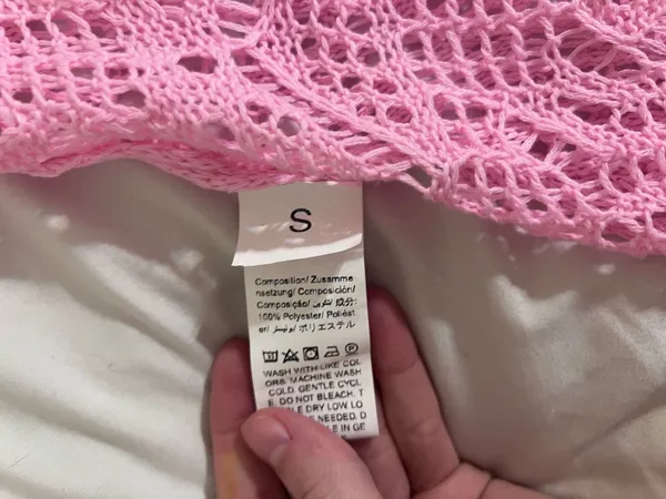 Pink cover up - Image 2