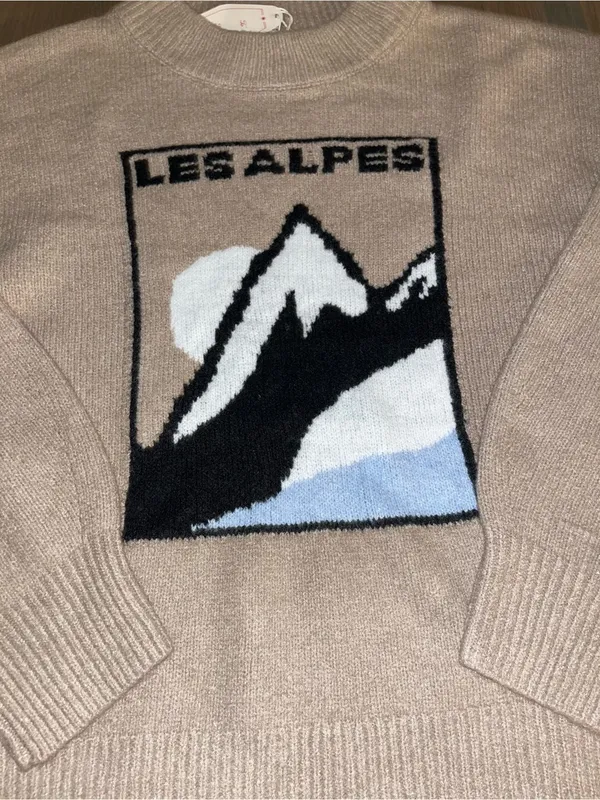 NWT Alpine Graphic Knit Sweater Les Alpes Mountain Scene Beige Size Medium - Image 2