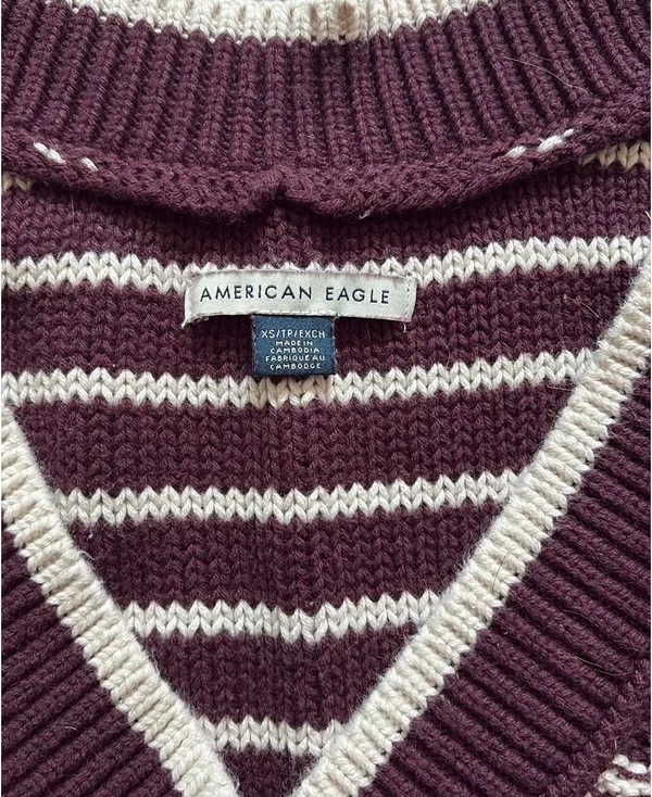 American Eagle Oversized Sweater - Image 3