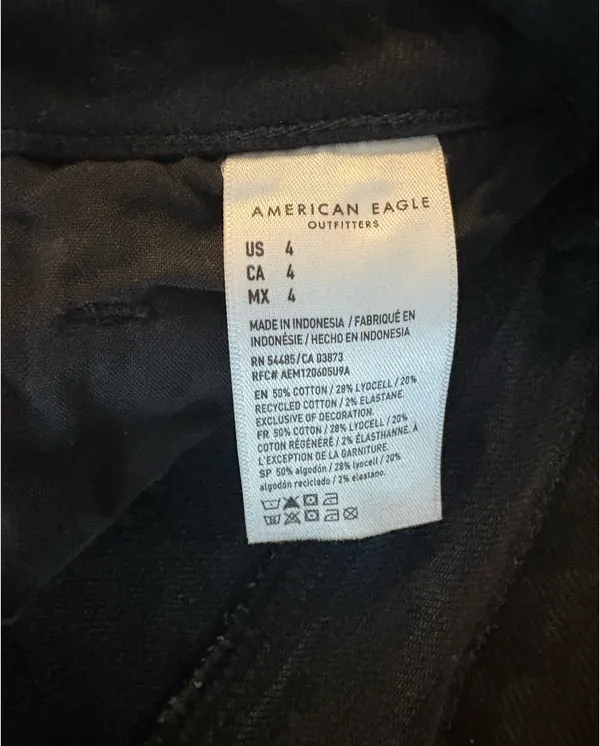 American Eagle Mom Shorts - Image 3