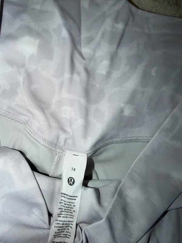 Lululemon Leggings - Image 4