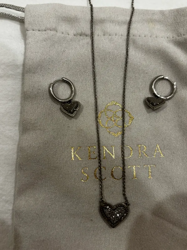 Kendra Scott Set  - Image 3