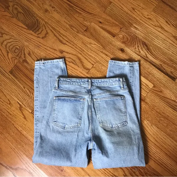 Zara Classic Blue Denim Jeans - Image 7