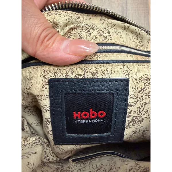 HOBO International Black Pebbled Leather Shoulder Hobo Bag Purse Zip - Image 4