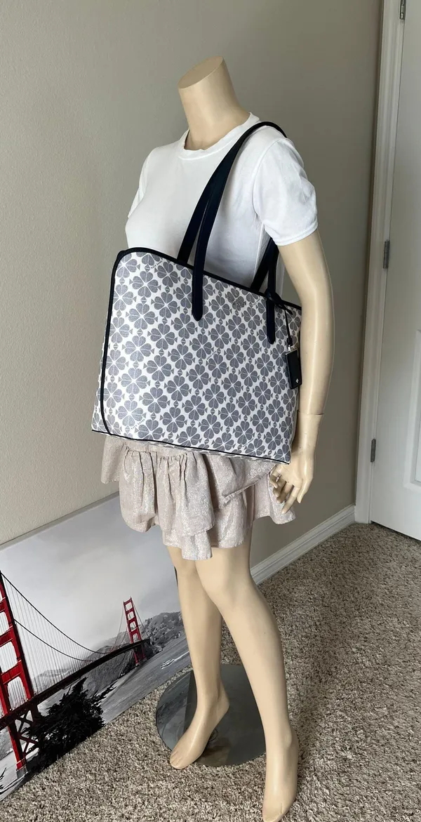 Kate Spade Purse - Image 9