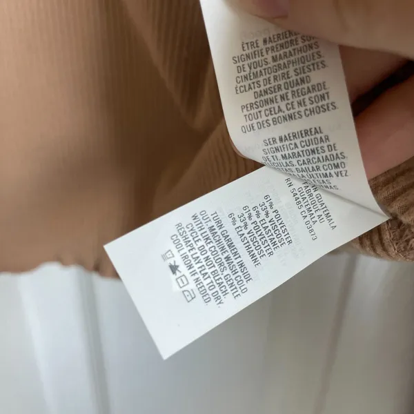 Aerie Long Sleeve Cropped Mock Neck Long sleeve T-Shirt scalloped hem size L tan - Image 3