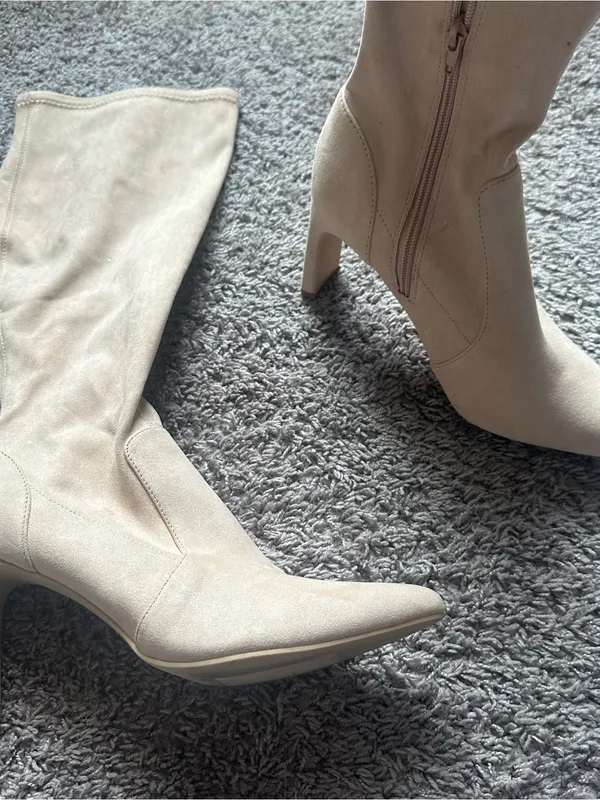 Abound Knee-High Pointed Toe Stretch Boots in Light Taupe - Image 3