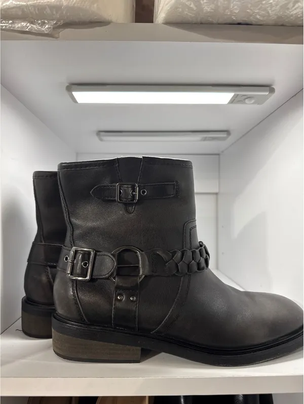 Crown Vintage Black Leather Ankle Boots with Braided Strap - Image 8