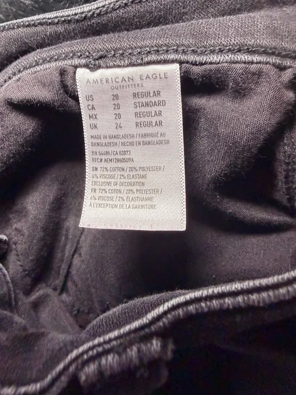 American Eagle Black Highest Rise Jeggings Size 20. - Image 4